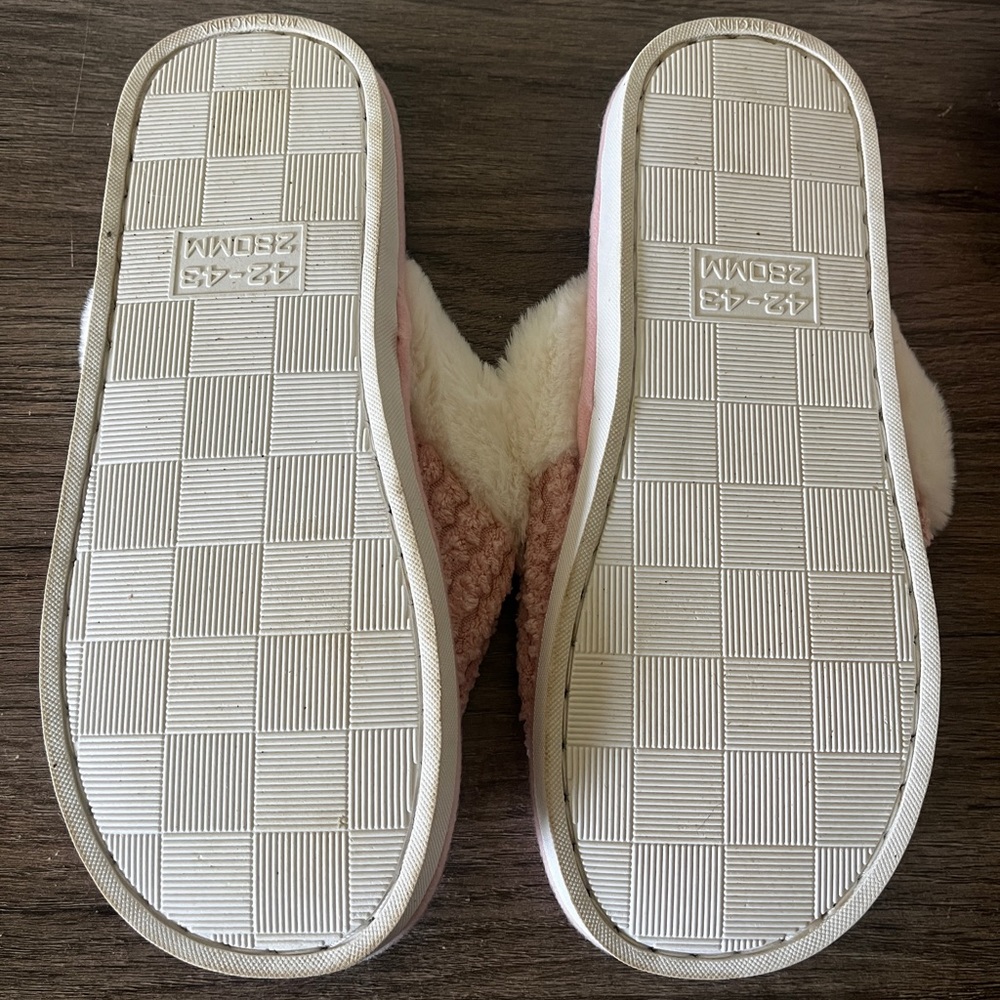 Pink Slippers - Picture 2 of 4